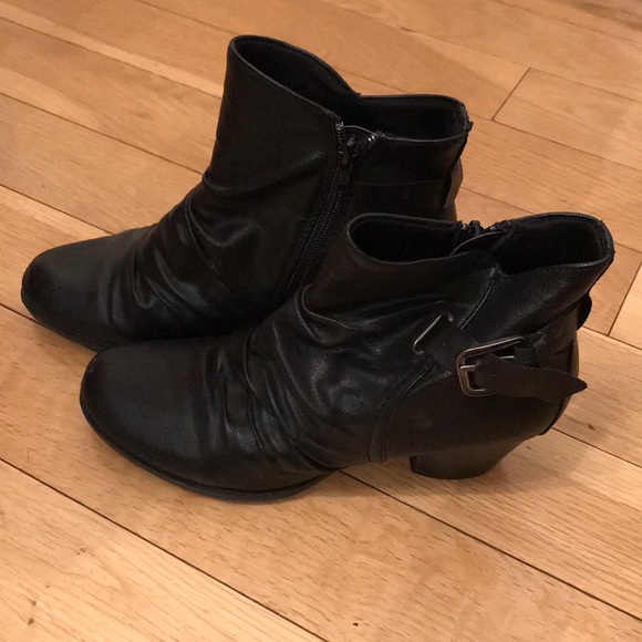 Black bare traps boots - Picture 2 of 2